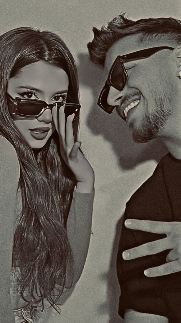 couple-dp-for-instagram-cartoon-half-half-aesthetic