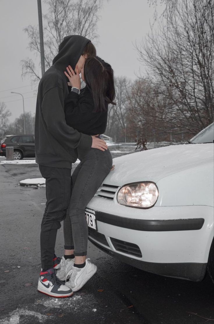 cute-couple-dp-for-instagram-aesthetic-boy-and-girl-cartoon