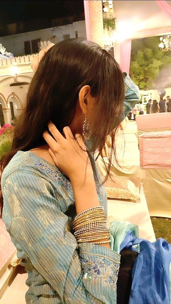 cute-hidden-face-girl-dp