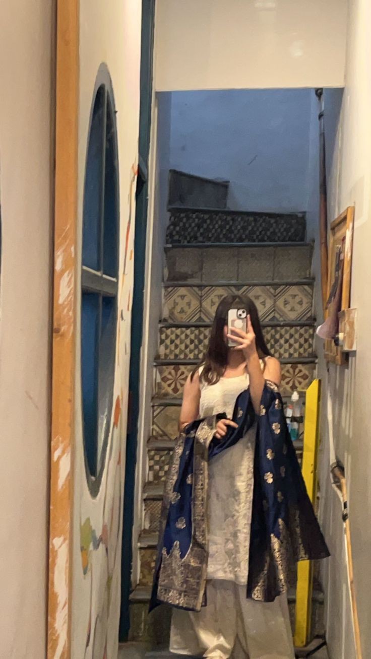 dark-hidden-face-dp-for-girls