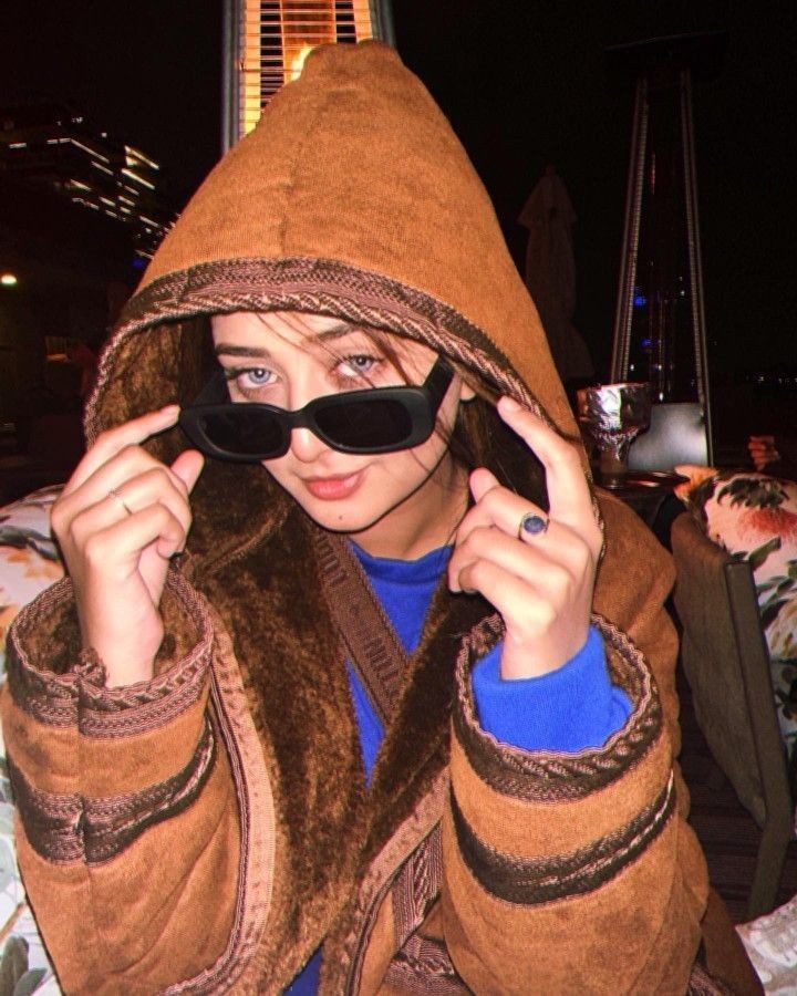 dpz-hide-face-girl-pic