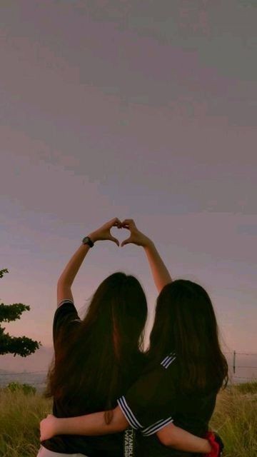 friends-dp-black-and-white