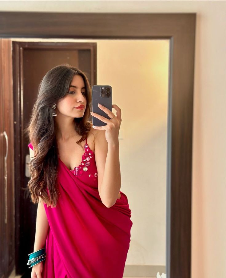 instagram-girls-dp-black-stylish