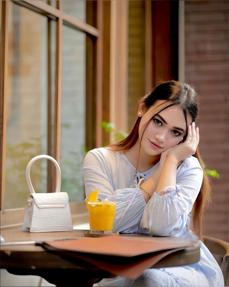 instagram-girls-dp-cartoon-love