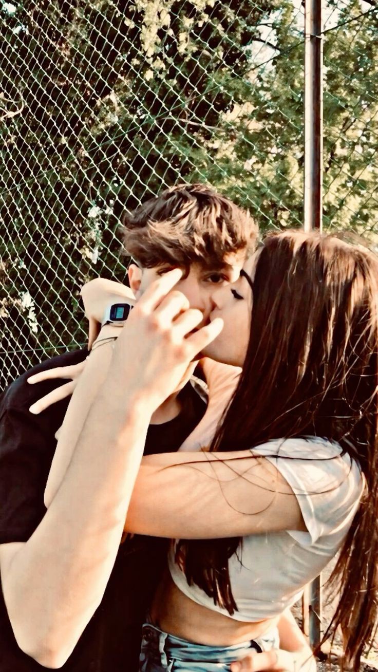 love-instagram-cute-couple-dp