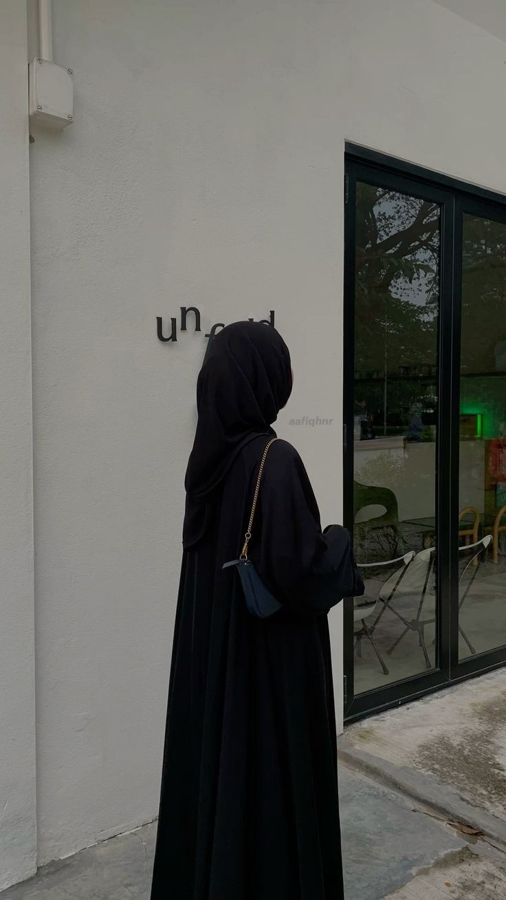 muslim-couple-baby-dp