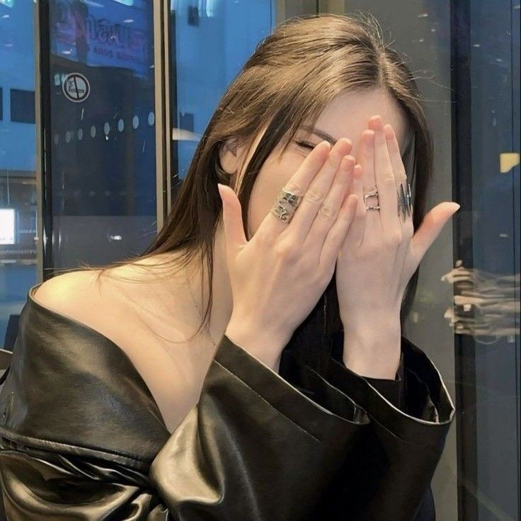 mysterious-dp-for-whatsapp