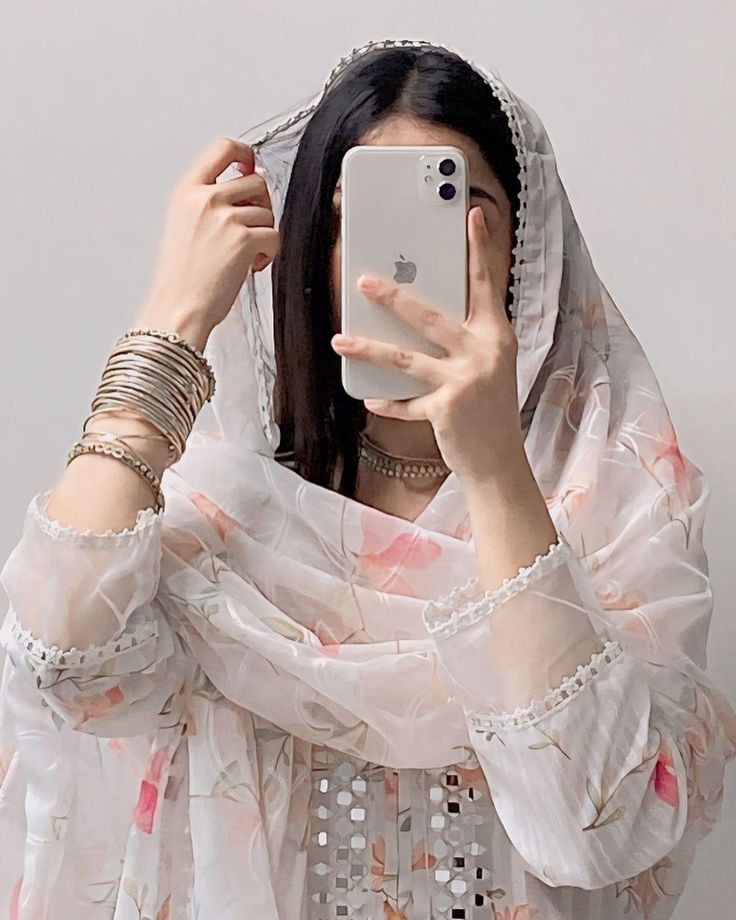 unique-girl-profile-dp