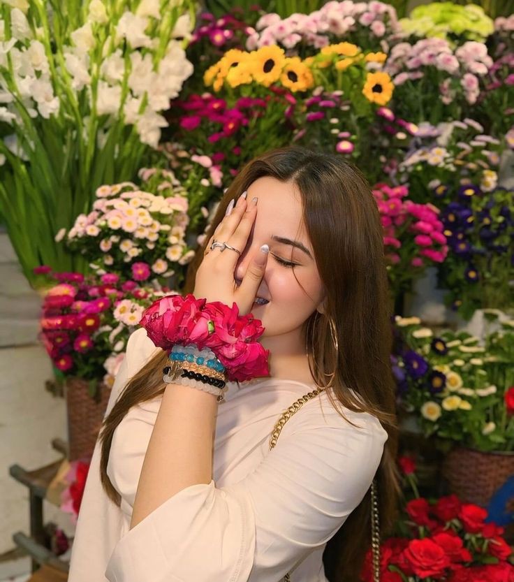 attitude-girl-photo-dp-instagram-wallpaper