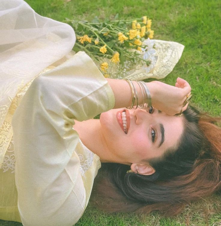 cute-girl-photo-dp-indian