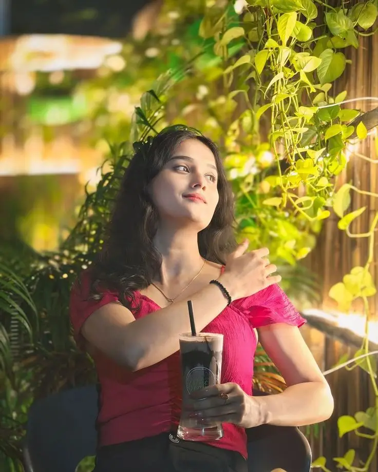 acchi-ladki-ki-photo