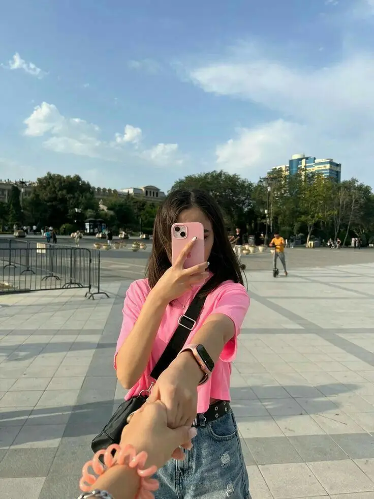 awesome-hidden-face-girls-dpz