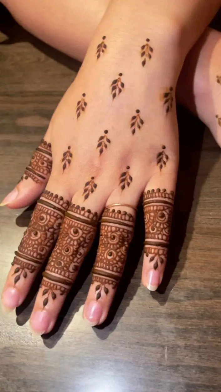 back-hand-mehndi-design-aesthetic-arabic