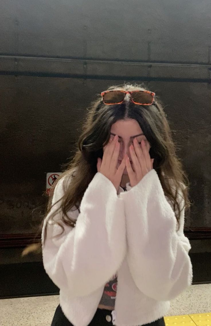 creative hidden face dp