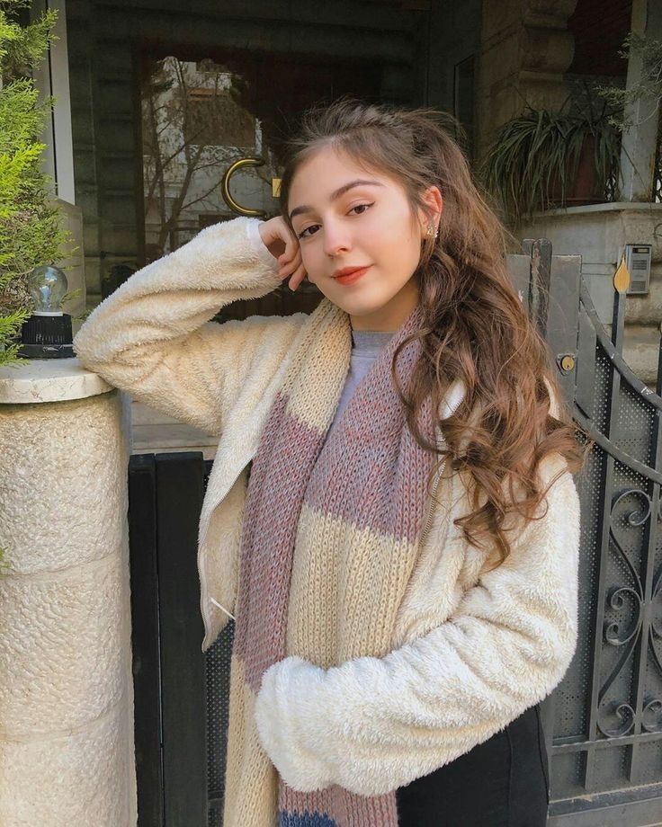 cute girl pic profile simple attitude for instagram