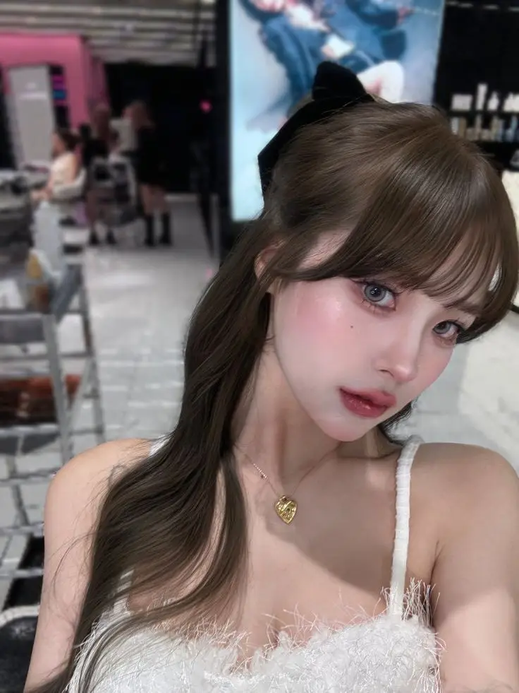 cute-love-dp-pic-girl-simple