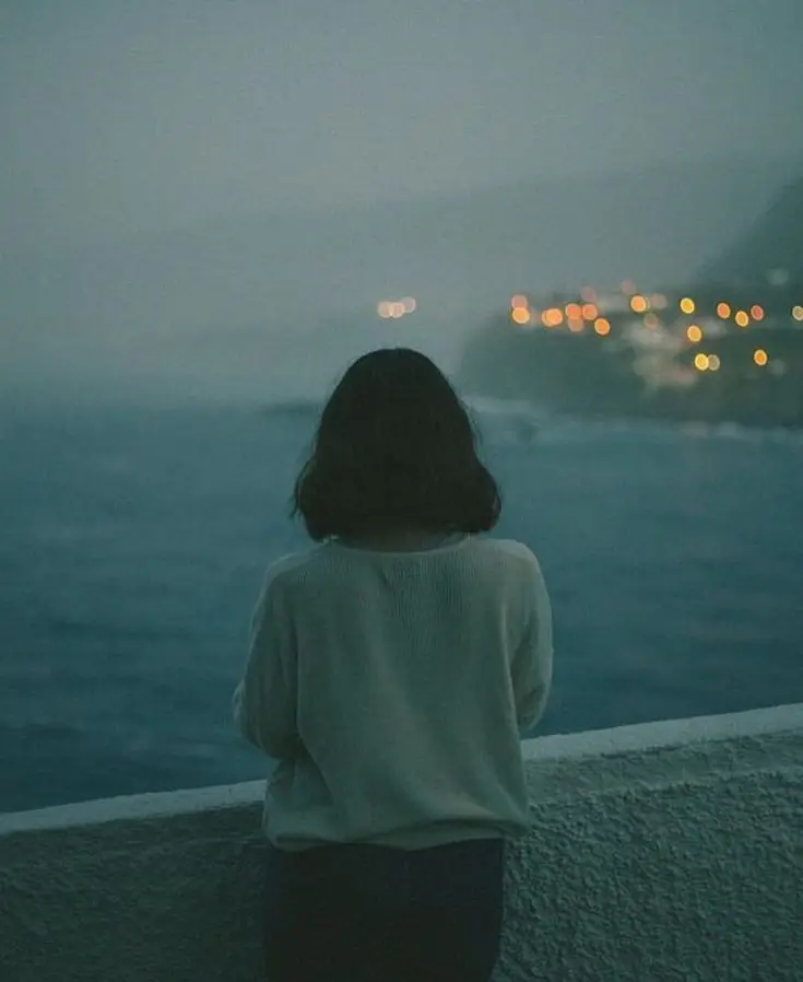 cute-sad-girl-dp-for-whatsapp-attitude