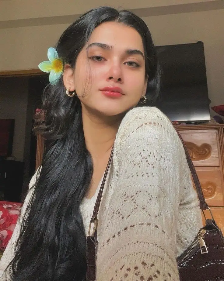 cute-single-girl-dp-cartoon-for-instagram