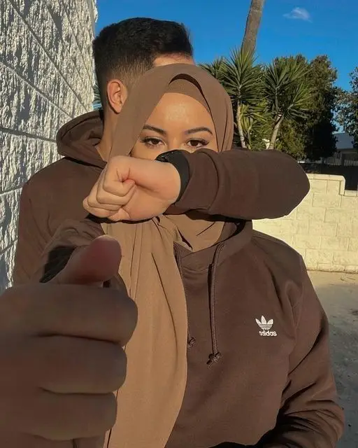 dating-app-profile-picture-tips