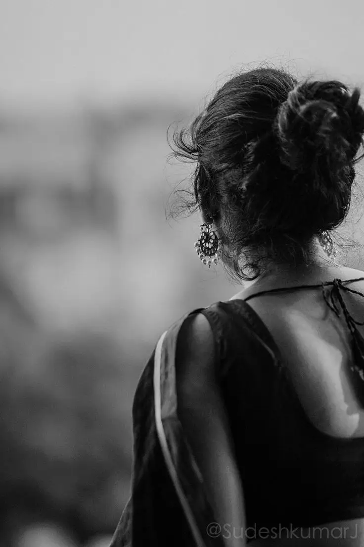 emotional-sad-girl-dp