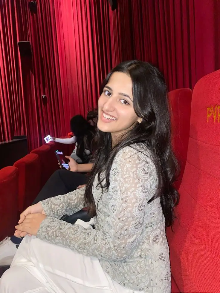 indian-desi-girl-desi-tadaka-store