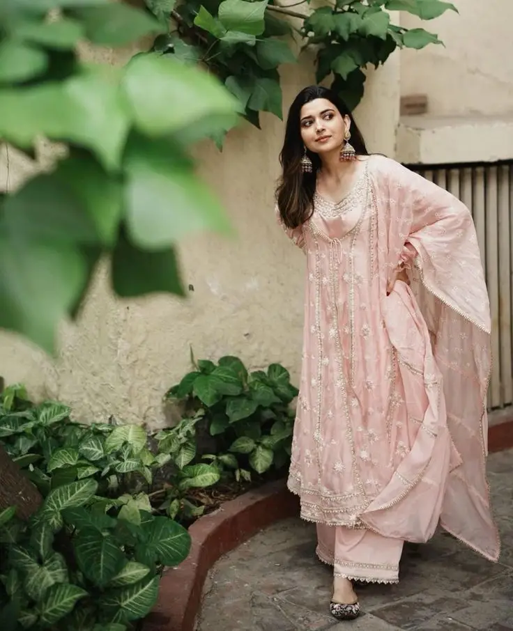 ladki-ki-dp-acchi-si