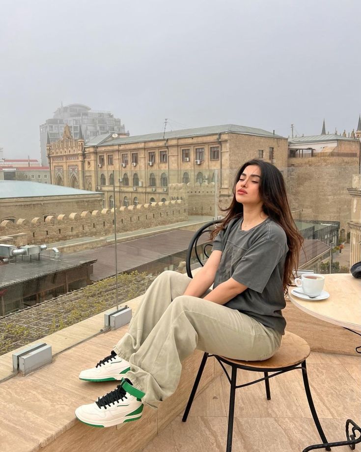 real cute simple girl pic