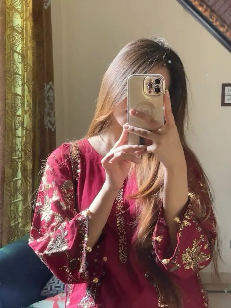 sad-dp-girl-alone-attitude-for-instagram