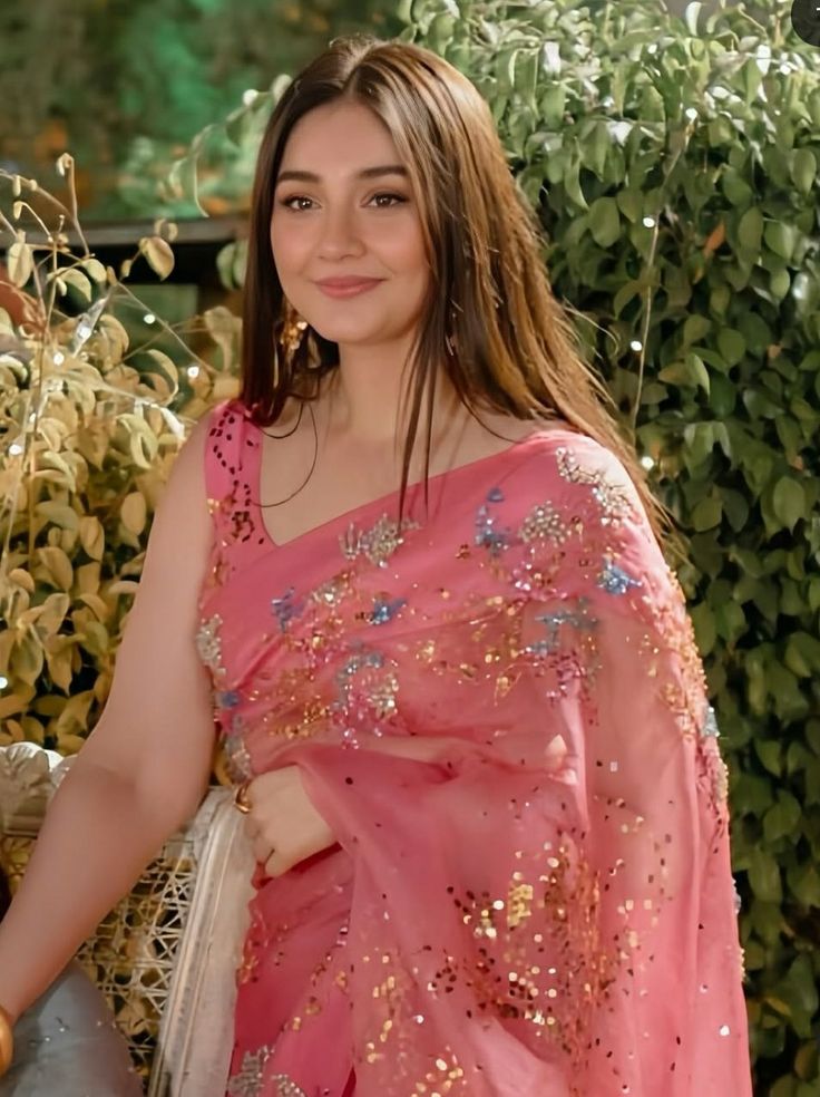 saree girl dp hidden face cartoon