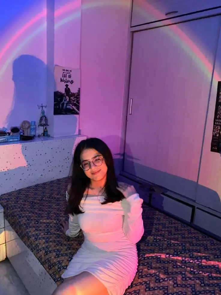 stylsih-cover-pics-for-girls